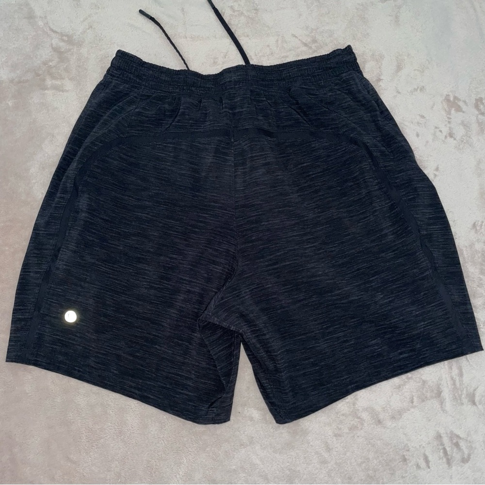 Lululemon shorts size M